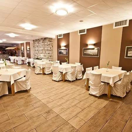 Hotel Santana Club Wieleń Zaobrzanski